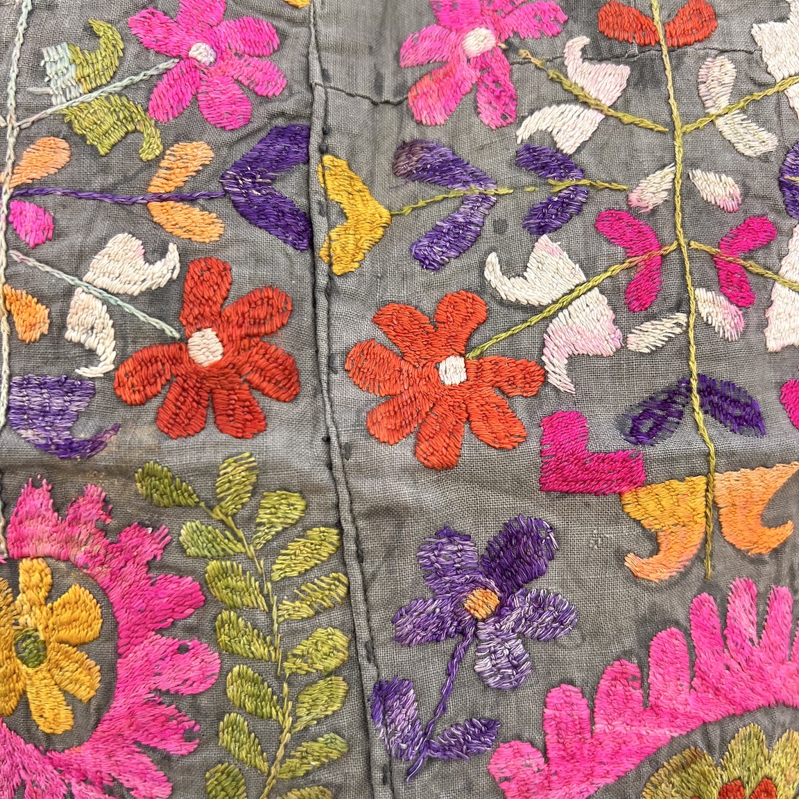 Antique Thal Pose ceremony mat N. 1 - Image 2