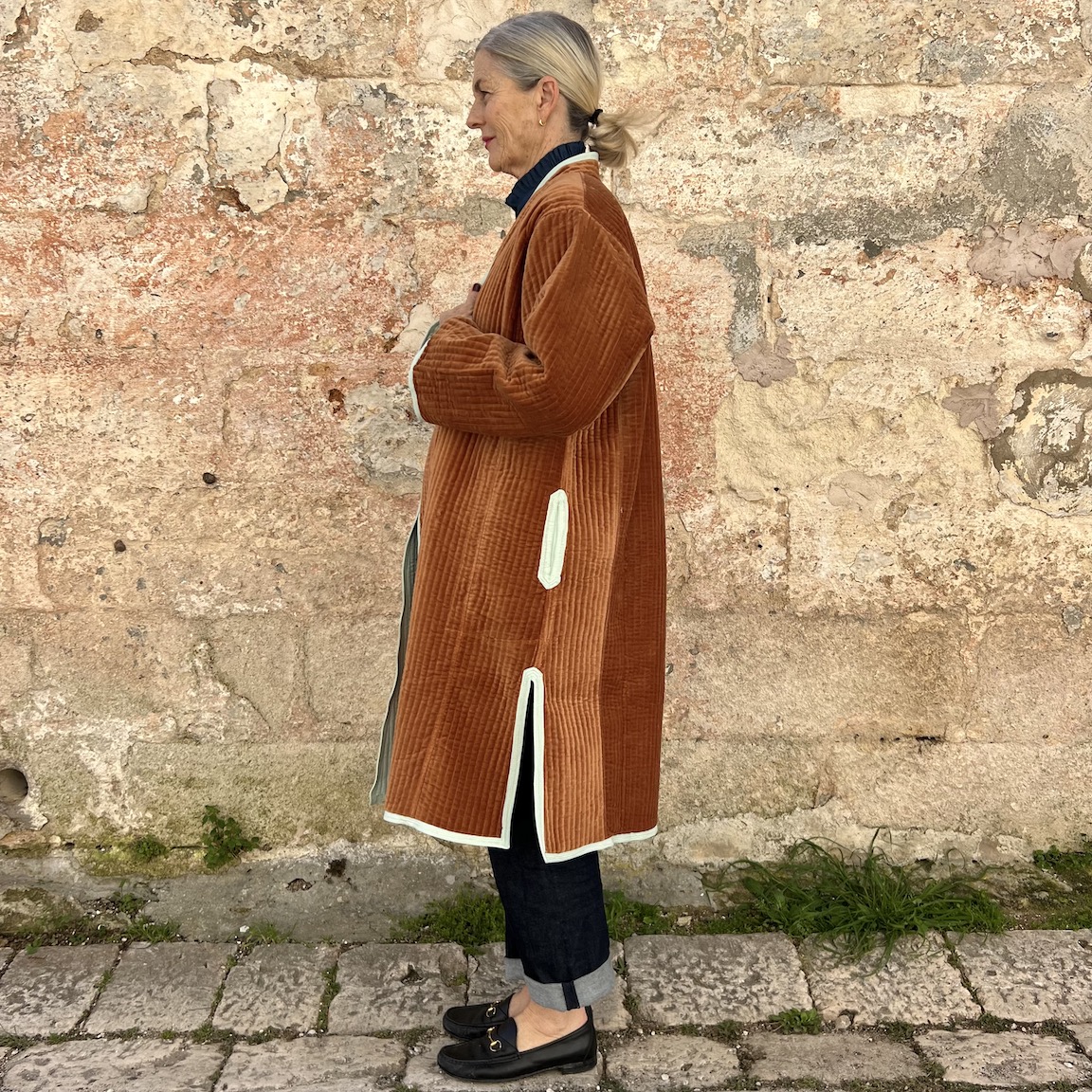 The Atamsukh Coat - Image 25