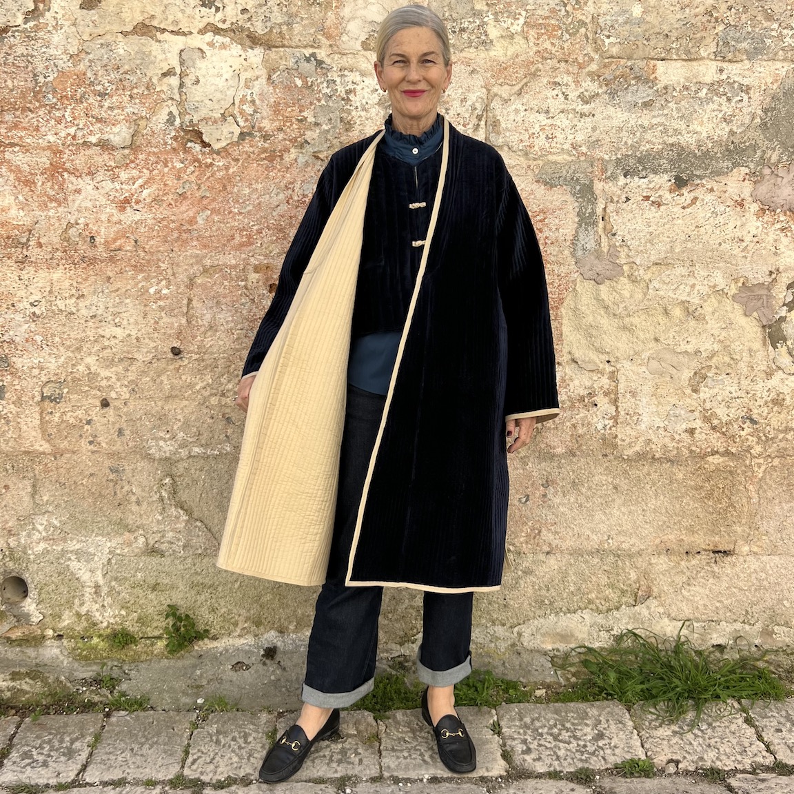 The Atamsukh Coat - Image 28