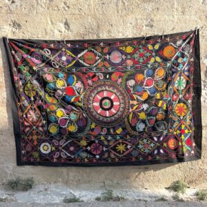 BLACK SUZANI N. 6
